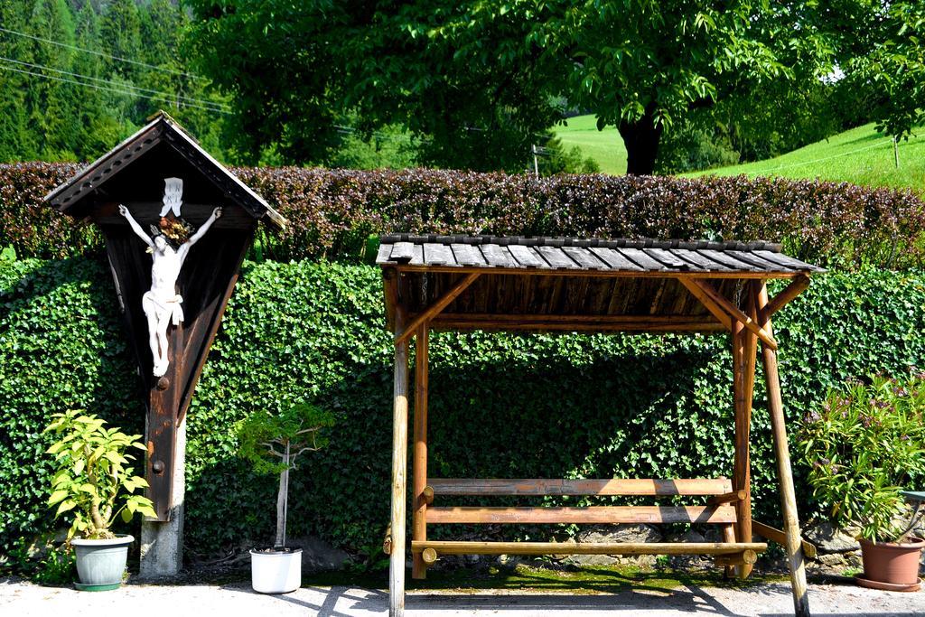 Haus Tonelehof Apartamento Dellach im Drautal Exterior foto